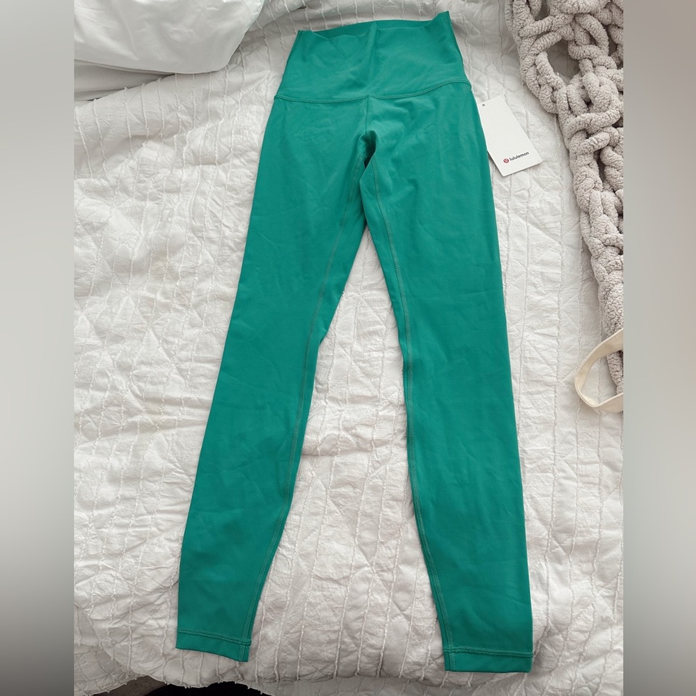 Green Wunder Under 28” lululemon leggings